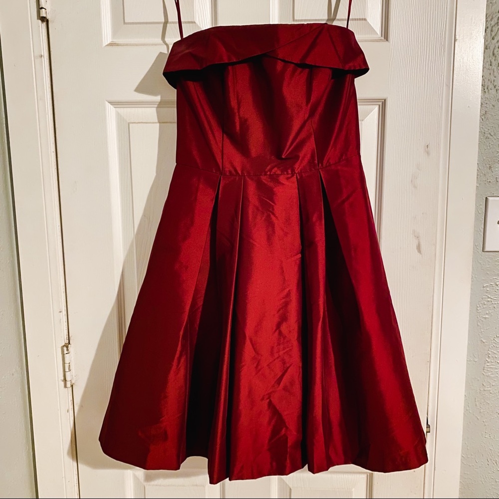 White House Black Market Strapless A-Line Dress-Size 6 (EUC)